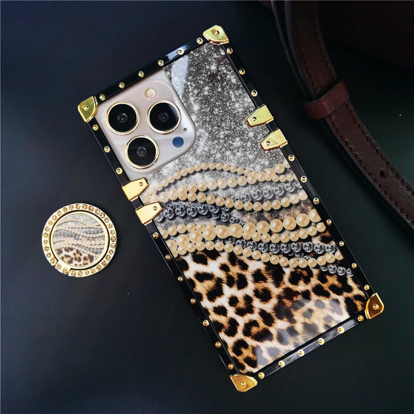 iPhone Case with Ring "Perl" collection-model 4