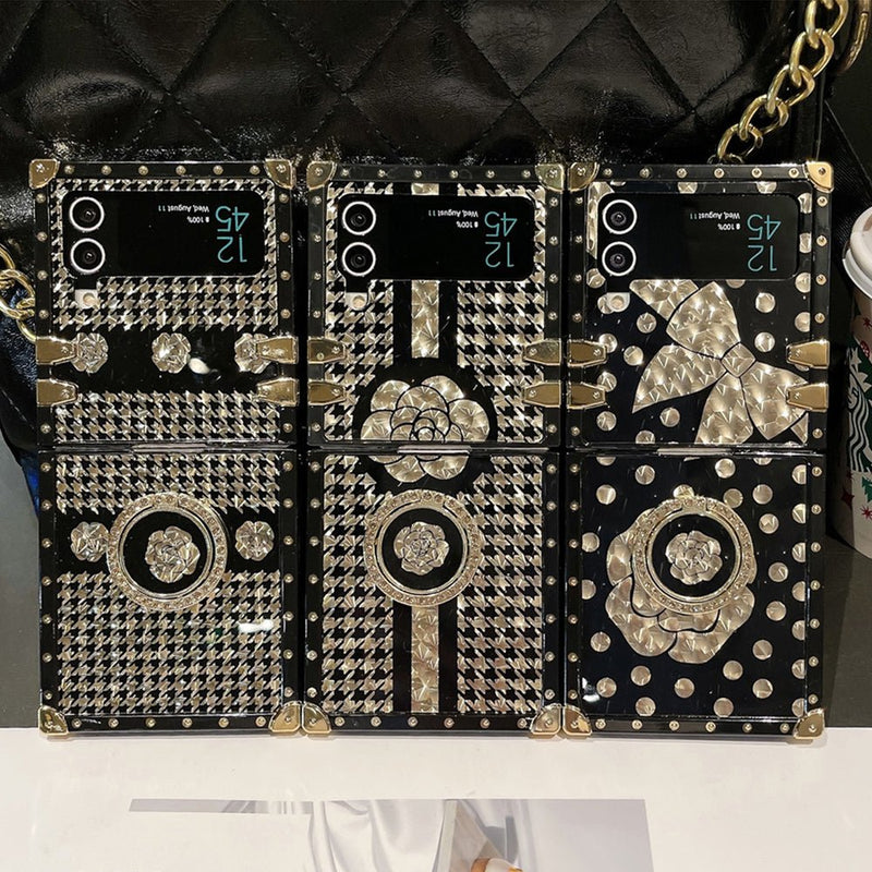 Samsung Z Flip Case "Black & Gold" collection