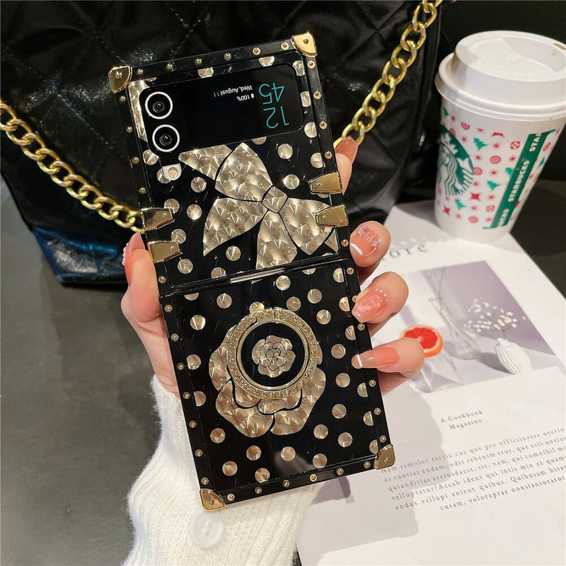 Samsung Z Flip Case "Black & Gold" collection